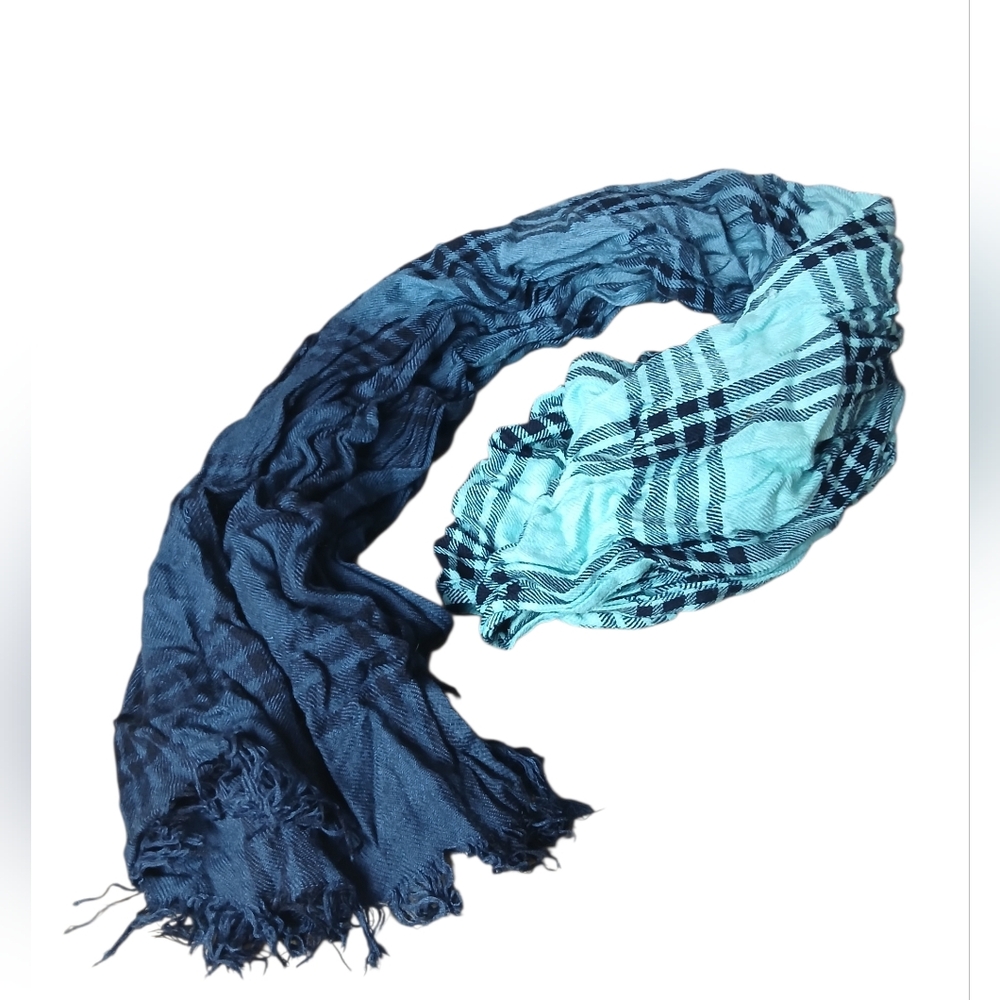 Blue and Teal Ombre Plaid Scarf OS Guc